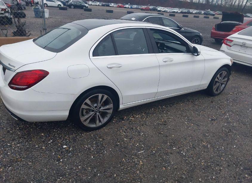 Photo 4 of 2019 Mercedes-benz C 300 4MATIC (VIN 55SWF8EB8KU298365)