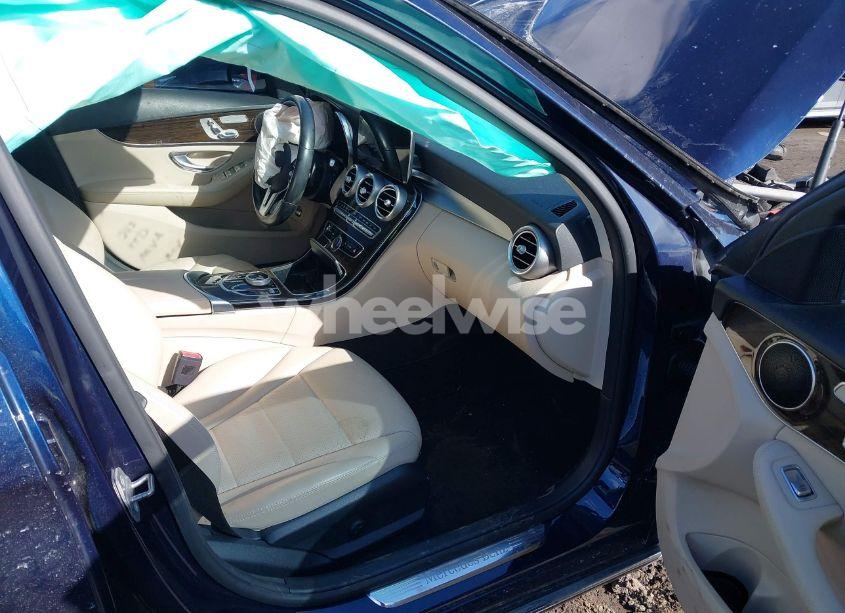 Photo 5 of 2019 Mercedes-benz C 300 4MATIC (VIN 55SWF8EB9KU301449)