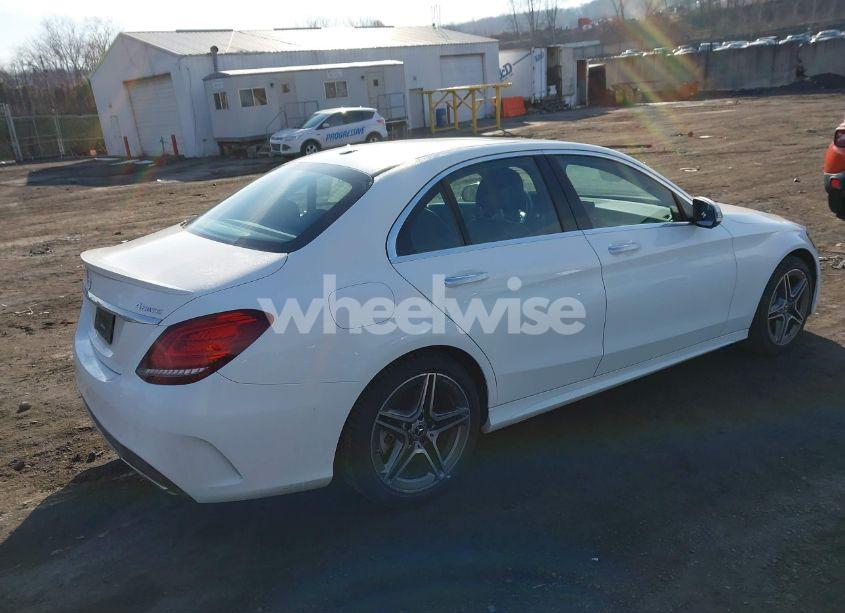 Photo 4 of 2020 Mercedes-benz C 300 4MATIC (VIN 55SWF8EB9LU324490)