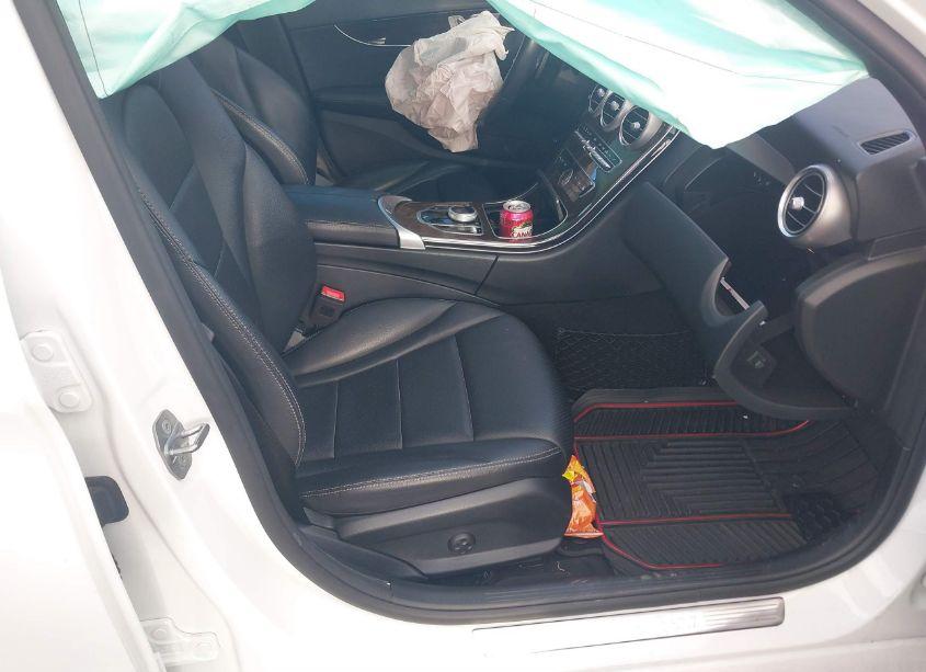 Photo 5 of 2019 Mercedes-benz C 300 4MATIC (VIN 55SWF8EBXKU305770)
