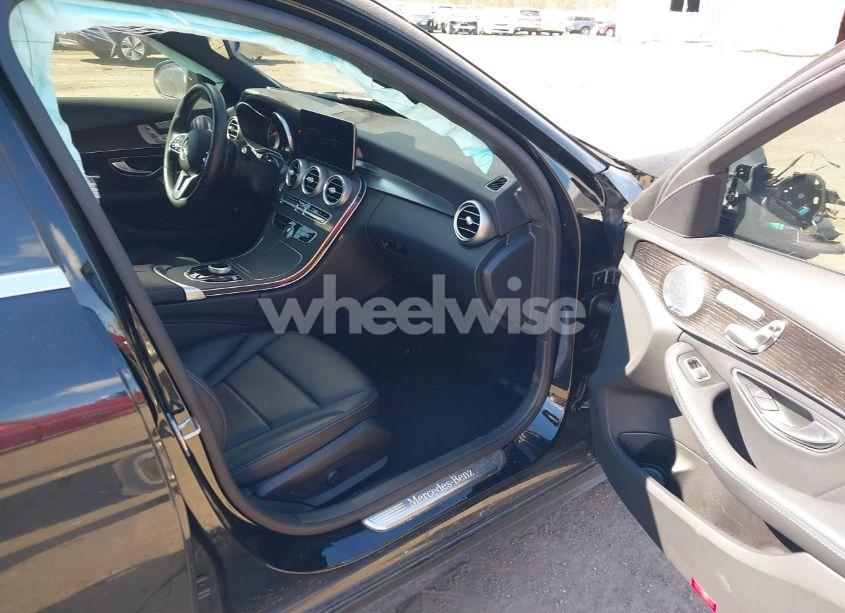 Photo 5 of 2020 Mercedes-benz C 300 4MATIC (VIN 55SWF8EBXLU333246)