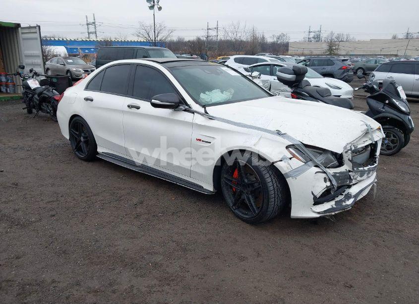 2015 Mercedes-benz C 63 AMG S (VIN 55SWF8HB2FU074865) main photo