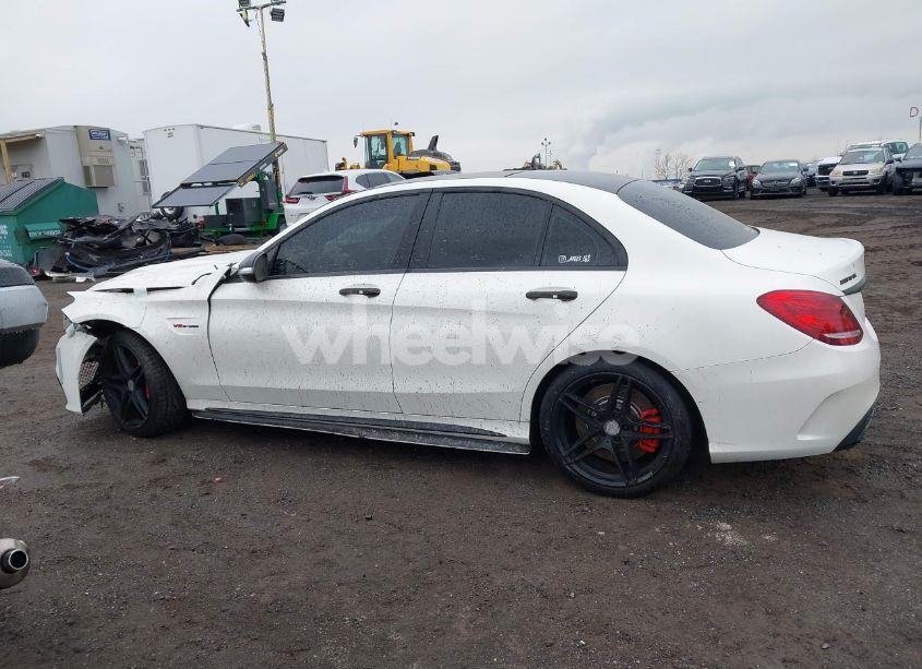 Photo 13 of 2015 Mercedes-benz C 63 AMG S (VIN 55SWF8HB2FU074865)