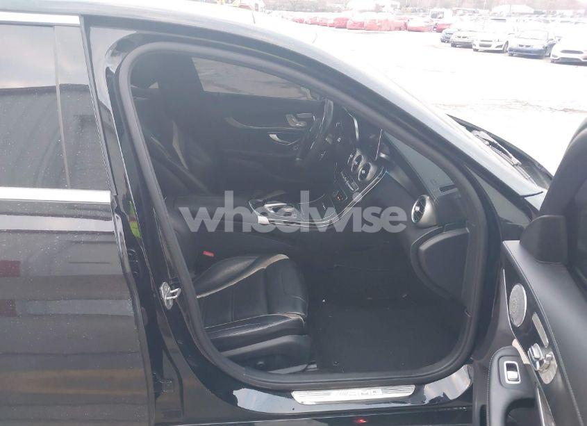 Photo 5 of 2016 Mercedes-benz Amg C 63 S (VIN 55SWF8HB7GU163686)