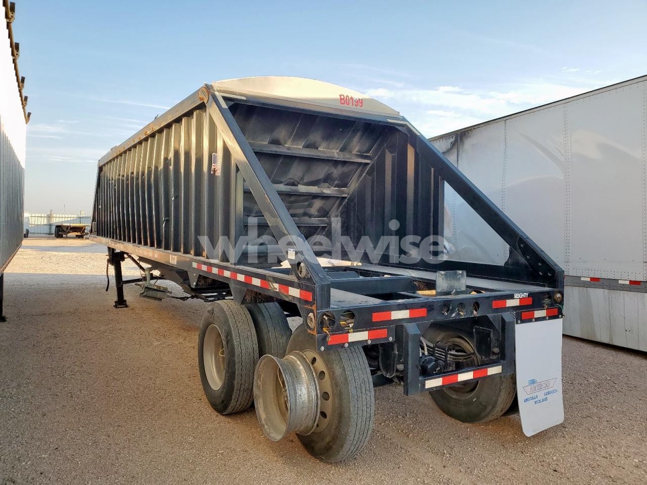 Photo 3 of 2023 ARMOR LITE SST-38 BOTTOM DUMP TRAILER (VIN 56EA53H21RA000199)
