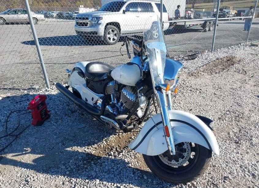 2016 Indian Motorcycle CO. CHIEF CLASSIC (VIN 56KCCCAA4G3332510) main photo