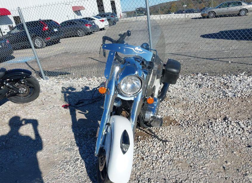 Photo 5 of 2016 Indian Motorcycle CO. CHIEF CLASSIC (VIN 56KCCCAA4G3332510)
