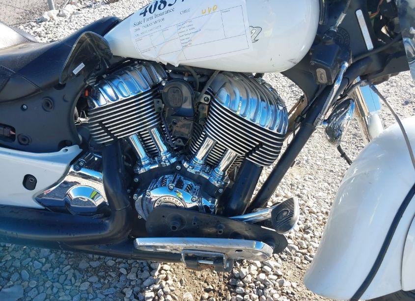 Photo 8 of 2016 Indian Motorcycle CO. CHIEF CLASSIC (VIN 56KCCCAA4G3332510)