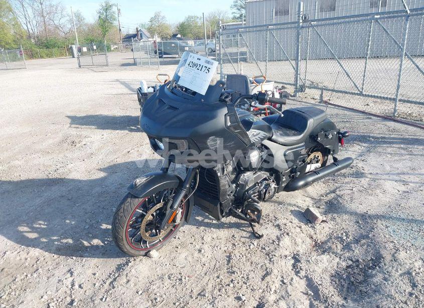 Photo 2 of 2020 Indian Motorcycle CO. CHALLENGER DARK HORSE (VIN 56KLCDRR1L3392660)
