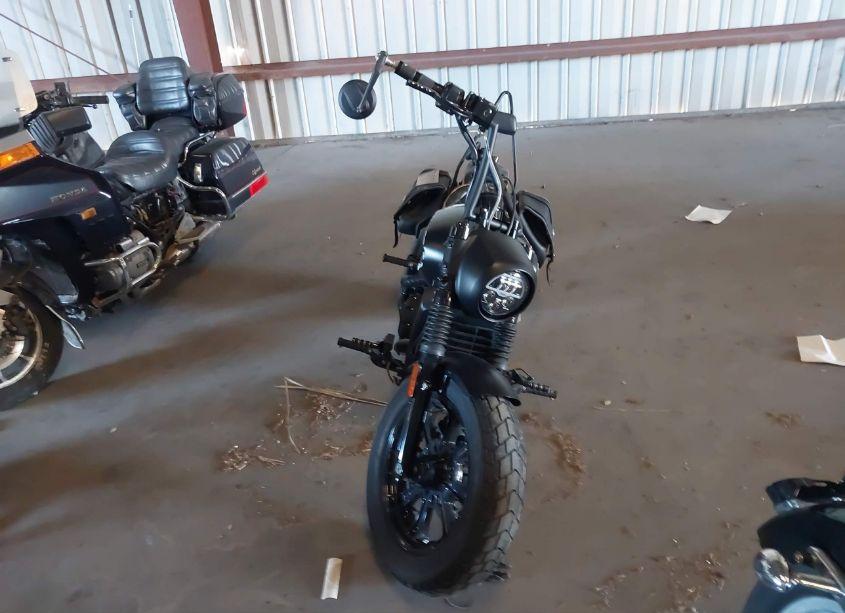 Photo 5 of 2020 Indian Motorcycle CO. SCOUT BOBBER ABS (VIN 56KMTA001L3162831)
