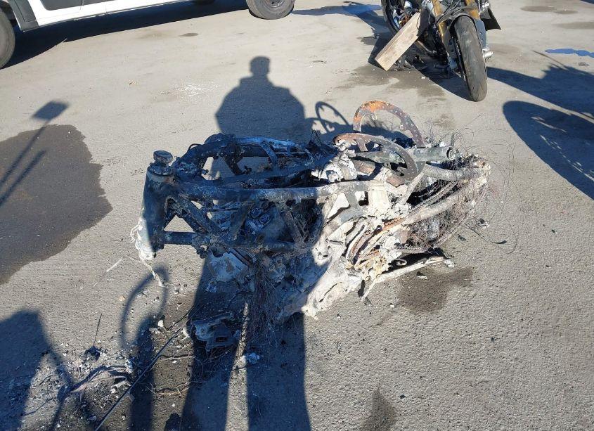 Photo 2 of 2023 Indian Motorcycle CO. FTR R CARBON (VIN 56KRZR228P3008964)