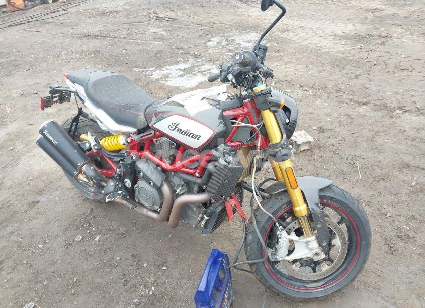 2022 Indian Motorcycle CO. FTR R CARBON (VIN 56KRZR254N3175152) main photo