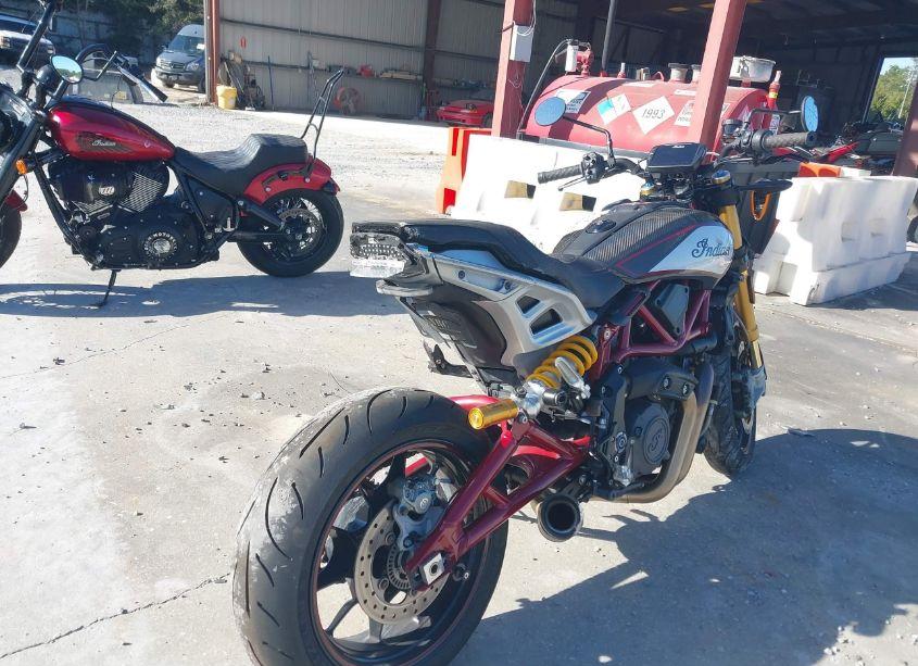 Photo 4 of 2022 Indian Motorcycle CO. FTR R CARBON (VIN 56KRZR257N3173718)