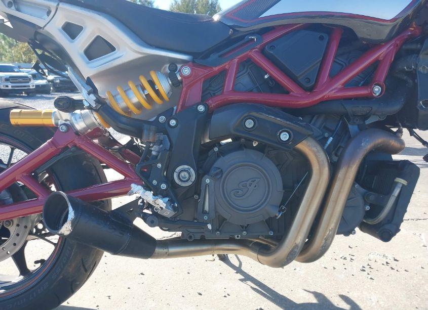 Photo 8 of 2022 Indian Motorcycle CO. FTR R CARBON (VIN 56KRZR257N3173718)