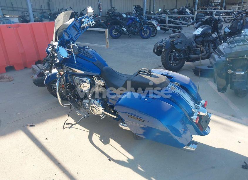 Photo 3 of 2019 Indian Motorcycle CO. CHIEFTAIN LIMITED (VIN 56KTCAAA4K3373717)