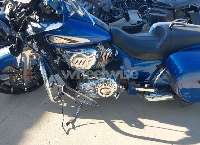 Photo 9 of 2019 Indian Motorcycle CO. CHIEFTAIN LIMITED (VIN 56KTCAAA4K3373717)
