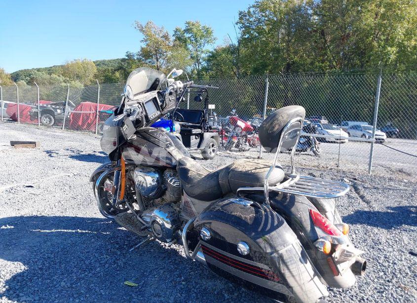 Photo 3 of 2018 Indian Motorcycle CO. CHIEFTAIN LIMITED (VIN 56KTCAAA8J3364341)