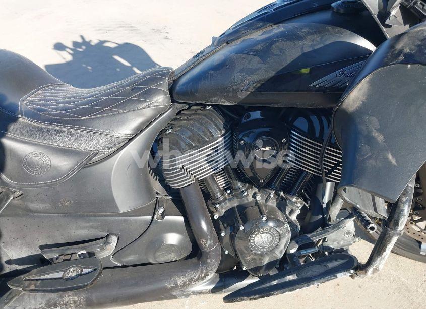 Photo 8 of 2020 Indian Motorcycle CO. CHIEFTAIN DARK HORSE (VIN 56KTCDBB1L3383695)