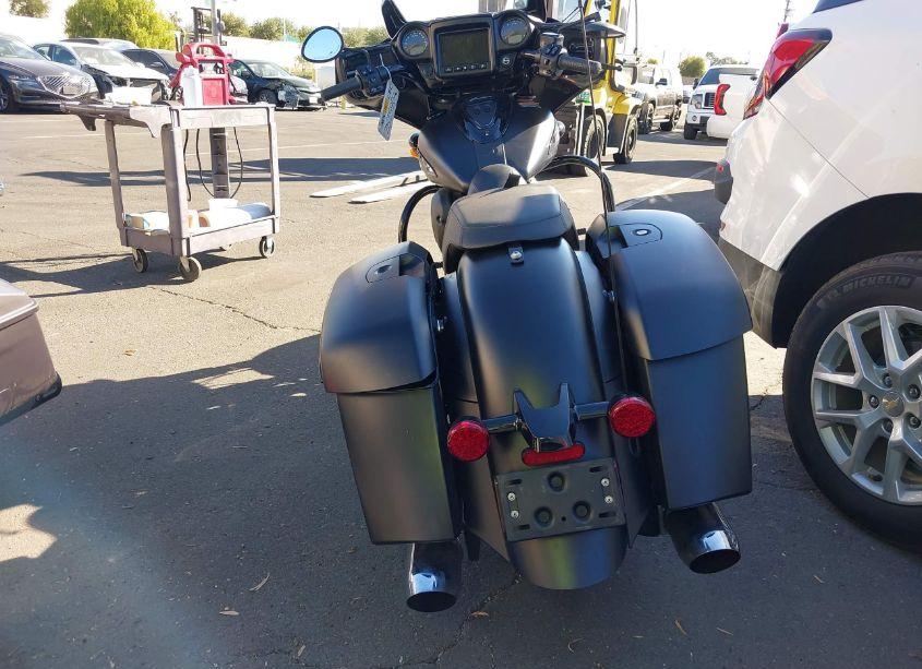 Photo 6 of 2022 Indian Motorcycle CO. CHIEFTAIN DARK HORSE (VIN 56KTCDBB1N3412437)