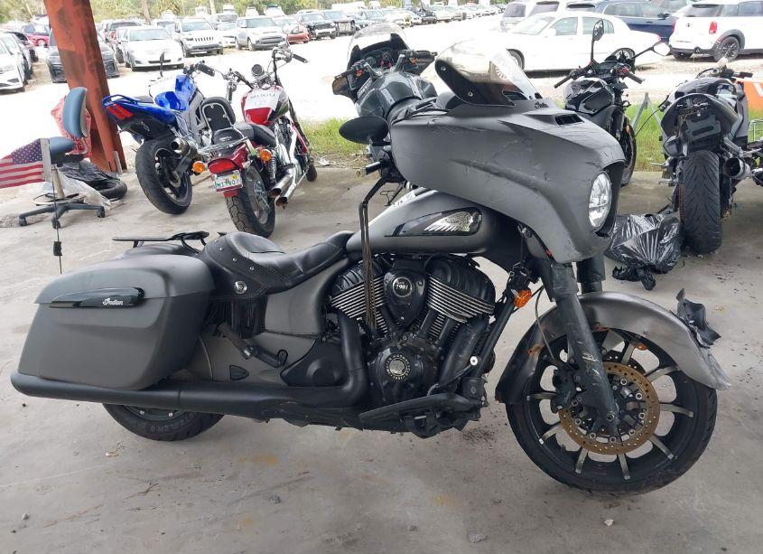 Photo 11 of 2021 Indian Motorcycle CO. CHIEFTAIN DARK HORSE (VIN 56KTCDBB5M3395706)