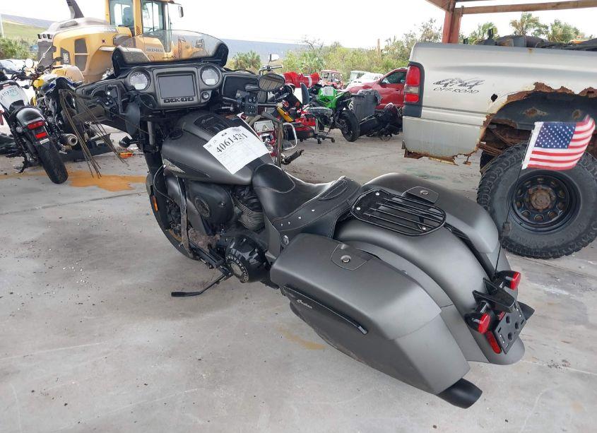 Photo 3 of 2021 Indian Motorcycle CO. CHIEFTAIN DARK HORSE (VIN 56KTCDBB5M3395706)