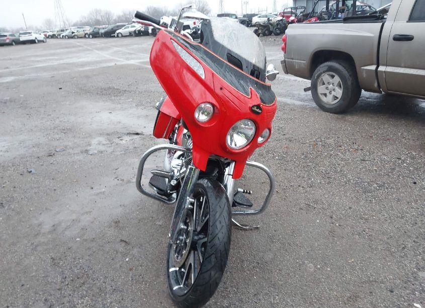 Photo 5 of 2017 Indian Motorcycle CO. CHIEFTAIN LIMITED (VIN 56KTCNAA2H3355362)