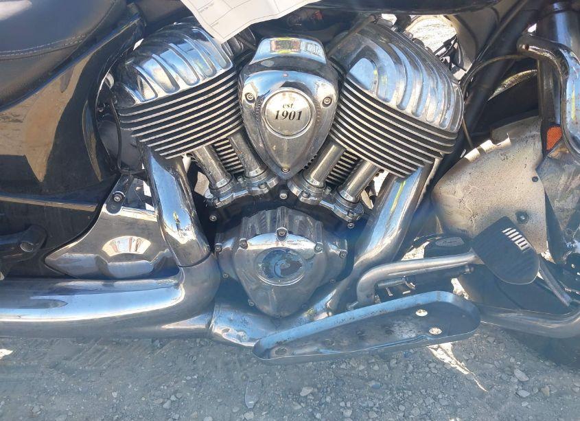 Photo 8 of 2021 Indian Motorcycle CO. SPRINGFIELD (VIN 56KTHAAA4M3395222)