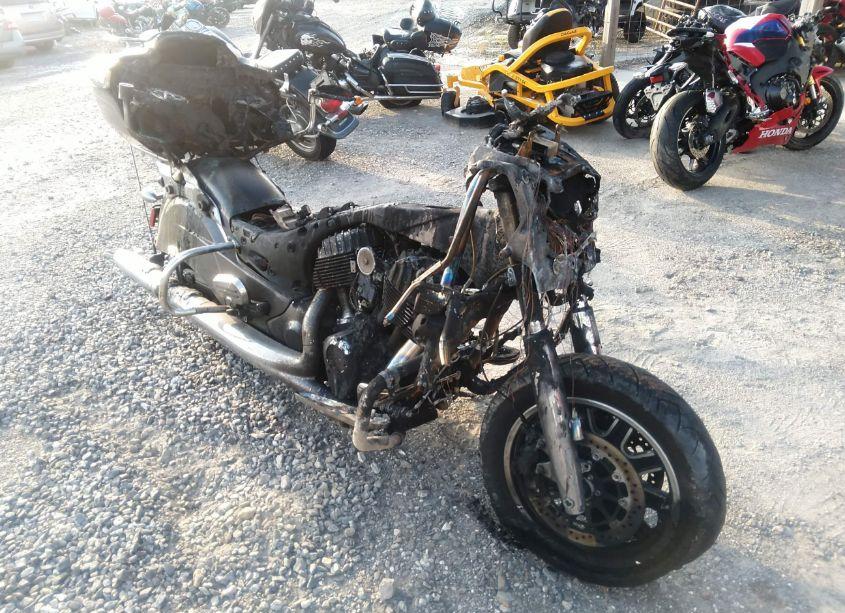 2016 Indian Motorcycle CO. ROADMASTER (VIN 56KTRAAA3G3337765) main photo