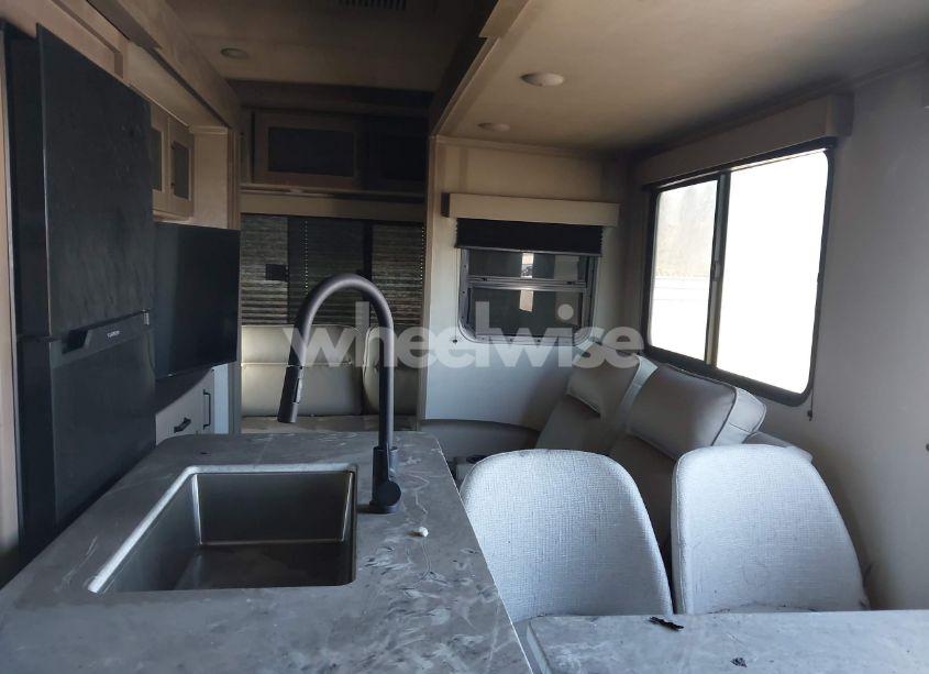 Photo 8 of 2025 Grand Design REFLECTION 100 28RL (VIN 573FR3229S3352505)