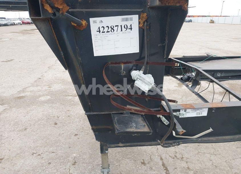 Photo 10 of 2018 R & S BODY 367 (VIN 573FR4226J3314301)