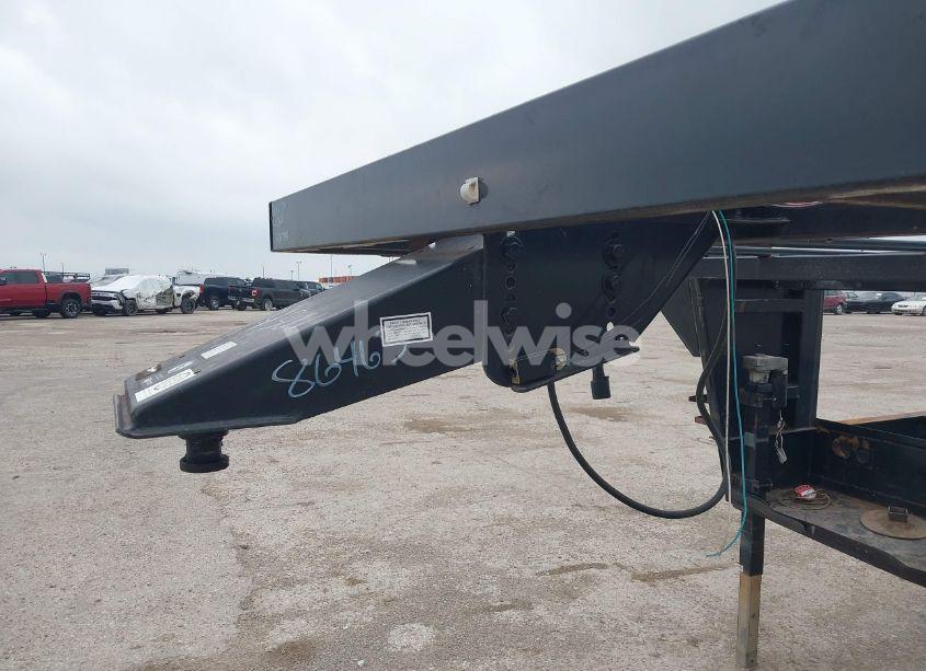 Photo 7 of 2018 R & S BODY 367 (VIN 573FR4226J3314301)