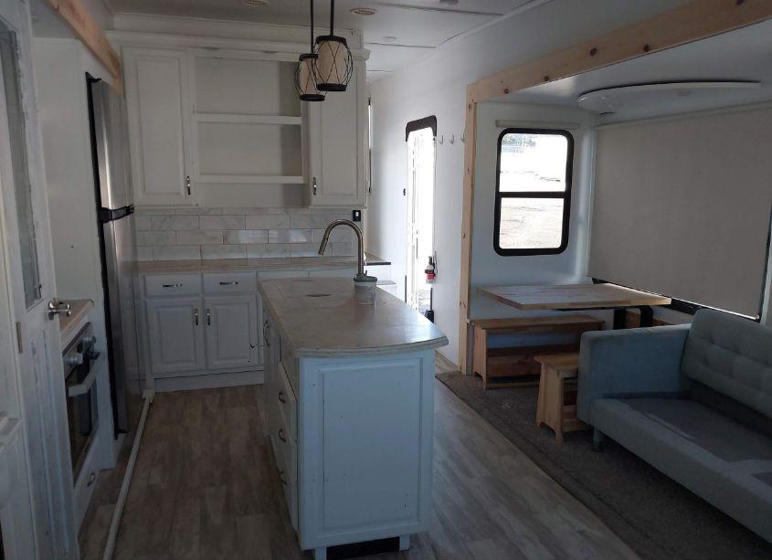 Photo 8 of 2020 Grand Design OTHER (VIN 573FS4221L9904040)