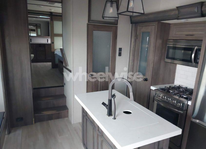 Photo 5 of 2022 Grand Design OTHER (VIN 573FS4323NAA07742)