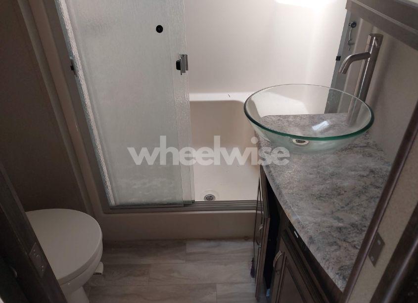 Photo 7 of 2018 Grand Design SOLITUDE 375RES (VIN 573FS4327J1108614)