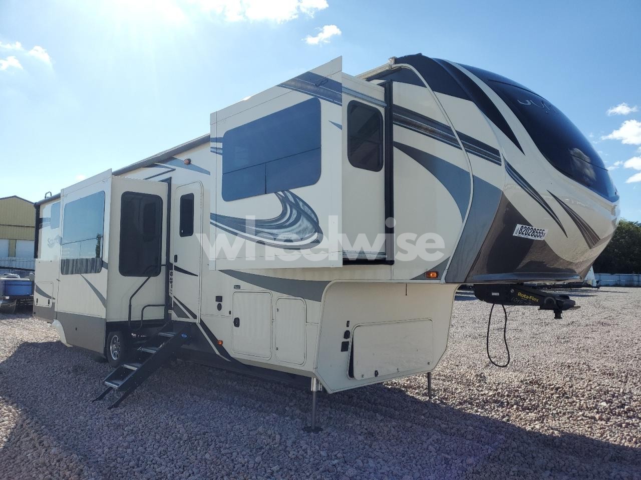 2020 GRAND DESIGN SOLITUDE - CAMPER N/A (VIN 573FS4329L9904558) main photo