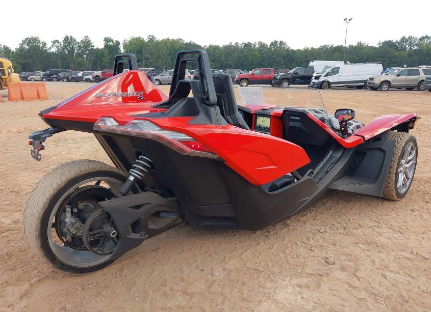 Photo 4 of 2021 Polaris Slingshot SL (VIN 57XAAPHD4M8141217)