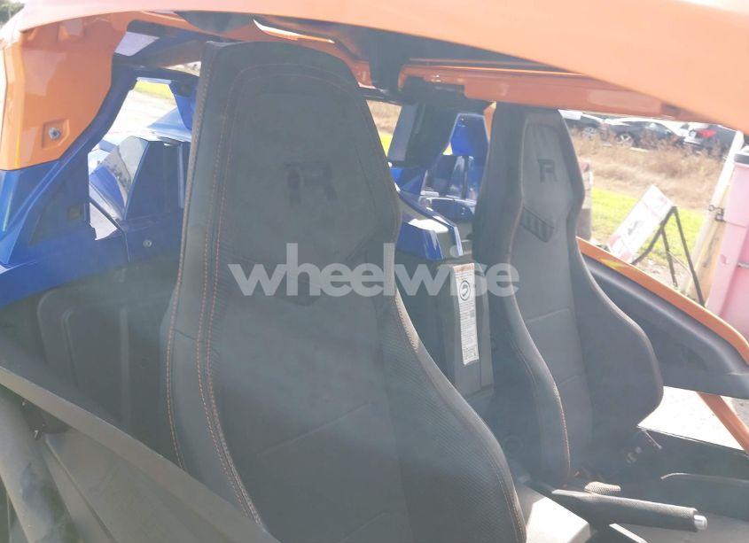 Photo 8 of 2021 Polaris Slingshot R/LE (VIN 57XAARHB1M8144005)