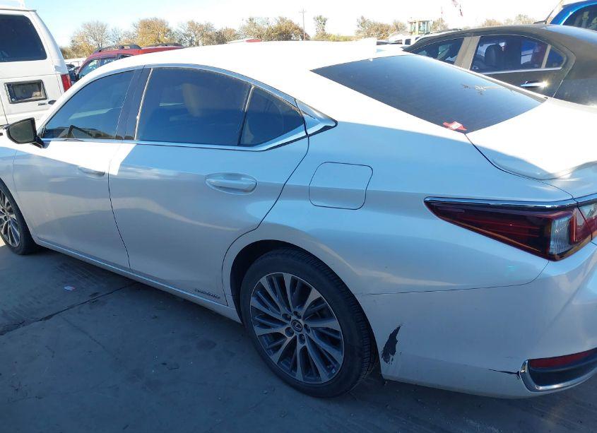 Photo 15 of 2019 Lexus Es 300H (VIN 58AB21B18KU001153)