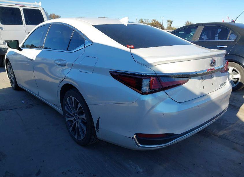 Photo 3 of 2019 Lexus Es 300H (VIN 58AB21B18KU001153)
