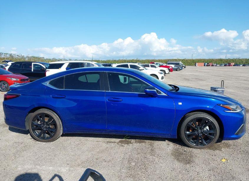 Photo 13 of 2023 Lexus Es 300H F SPORT HANDLING (VIN 58ABA1C16PU034743)