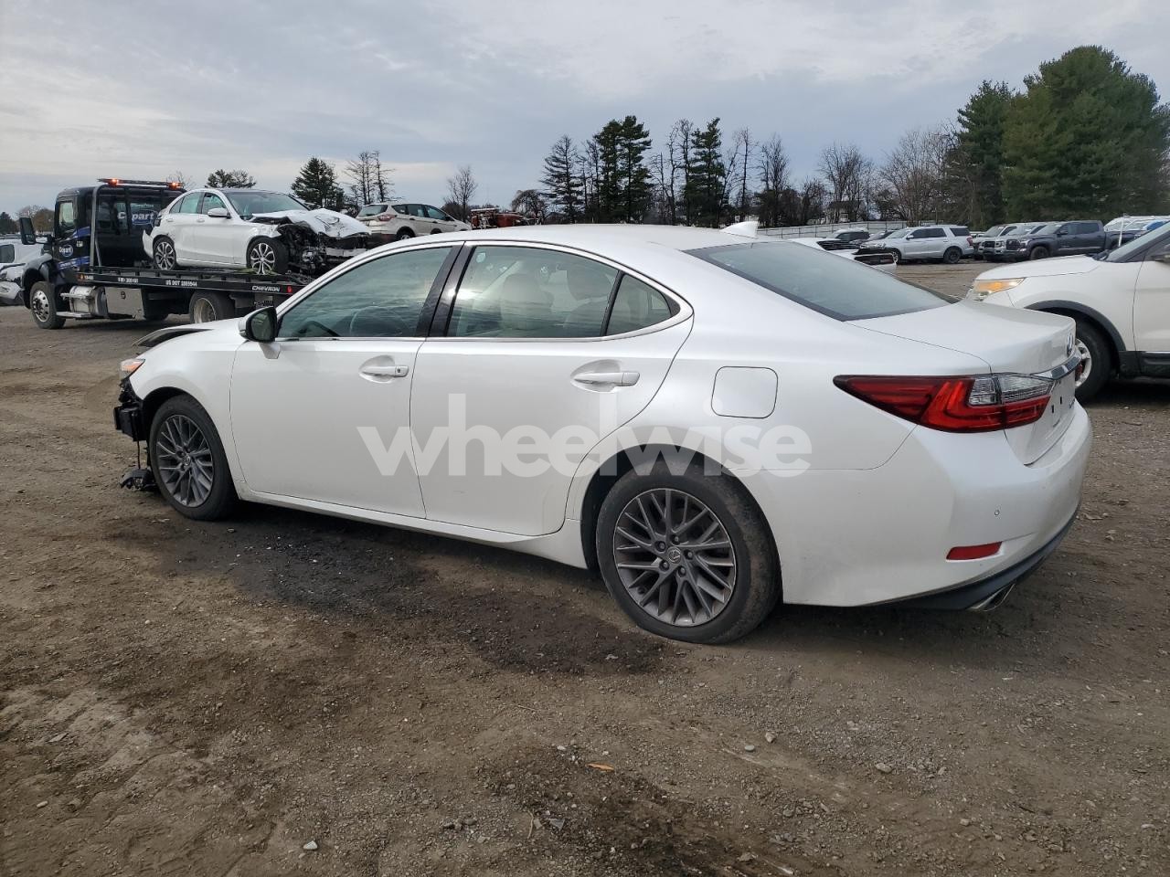 Photo 2 of 2018 LEXUS ES 350 (VIN 58ABK1GG1JU087885)