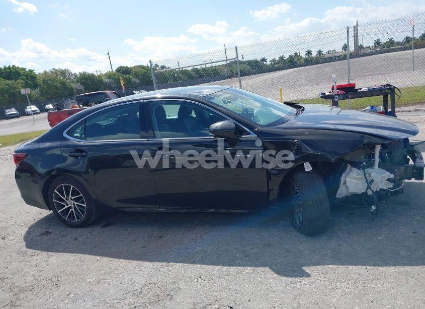 Photo 13 of 2018 Lexus Es 350 (VIN 58ABK1GG5JU106941)