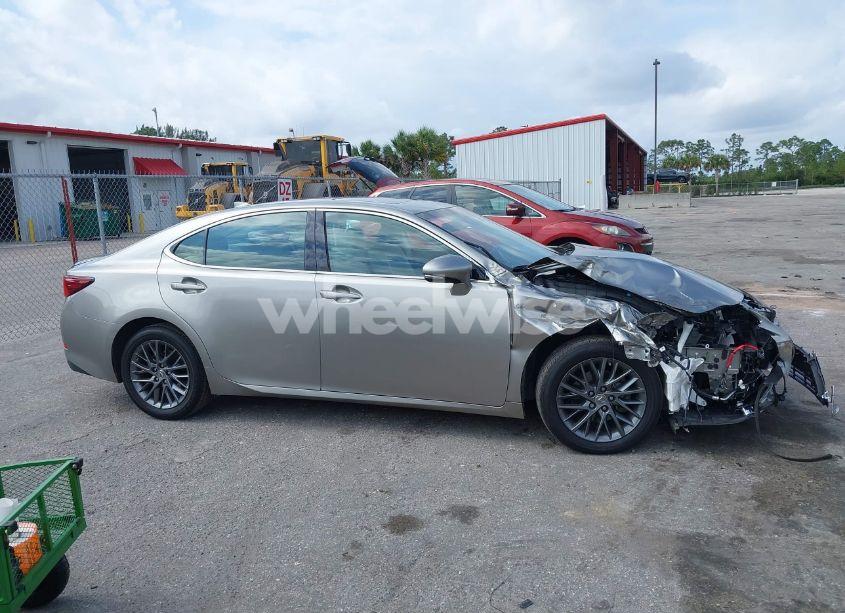 Photo 13 of 2018 Lexus Es 350 (VIN 58ABK1GG6JU092872)