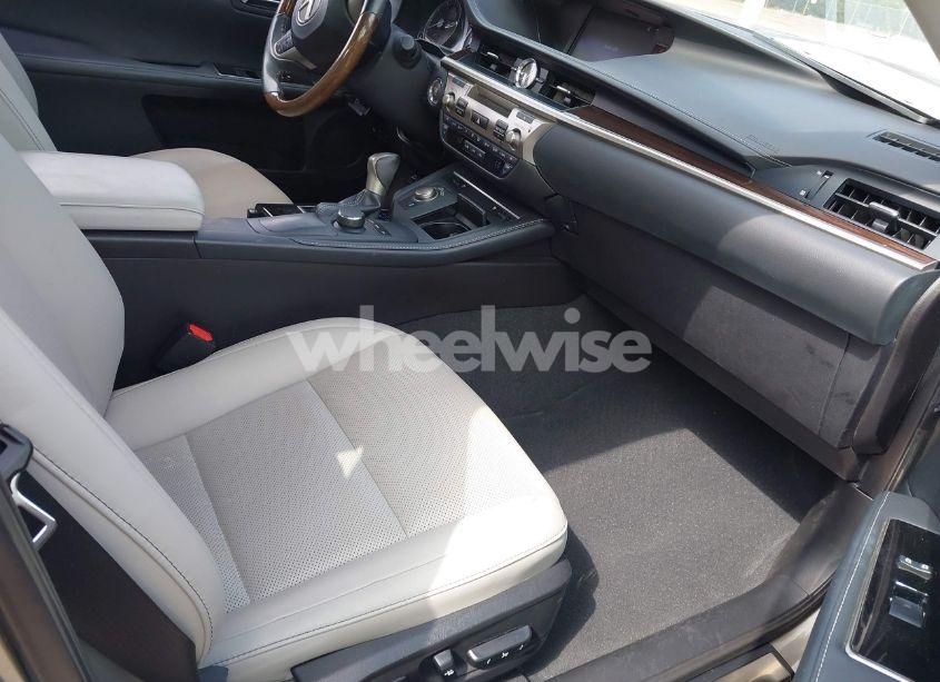 Photo 5 of 2018 Lexus Es 350 (VIN 58ABK1GG6JU092872)