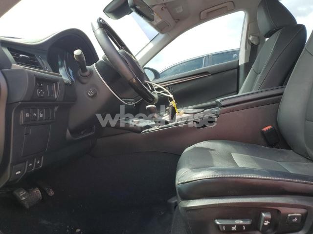 Photo 10 of 2018 LEXUS ES 350 (VIN 58ABK1GG6JU111954)