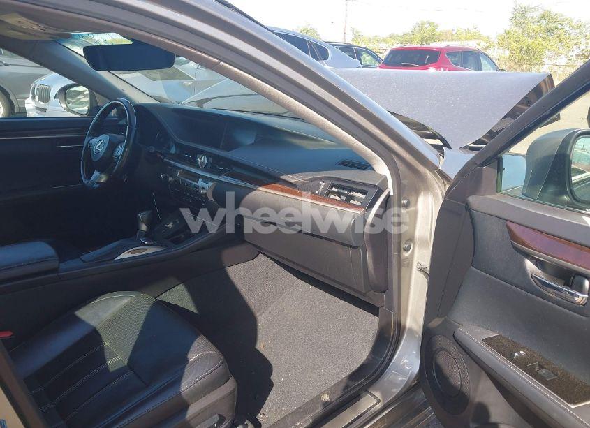 Photo 5 of 2018 Lexus Es 350 (VIN 58ABK1GG8JU083879)