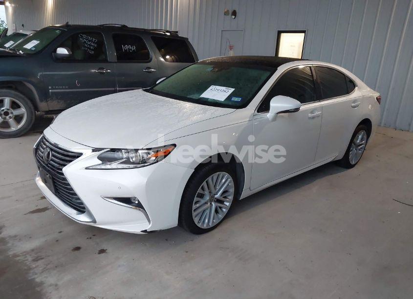 Photo 2 of 2018 Lexus Es 350 (VIN 58ABK1GG9JU090971)