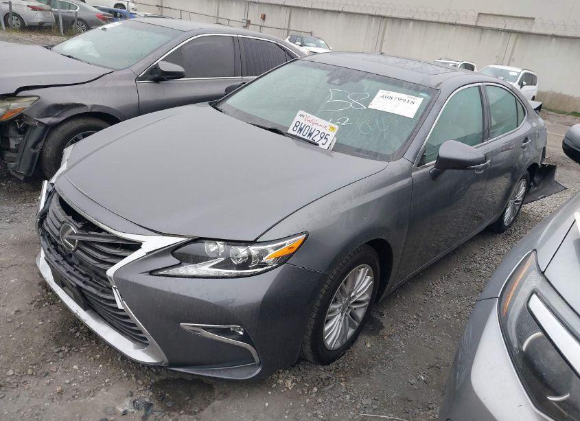 Photo 2 of 2018 Lexus Es 350 (VIN 58ABK1GG9JU102696)