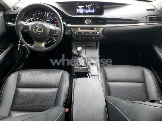 Photo 6 of 2018 LEXUS ES 350 (VIN 58ABK1GG9JU104027)