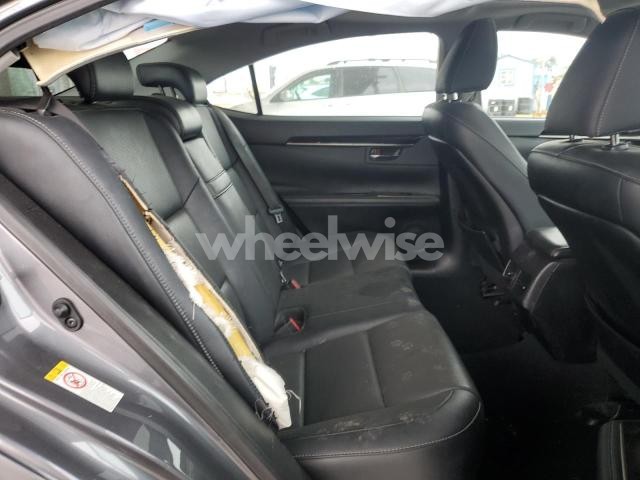 Photo 8 of 2018 LEXUS ES 350 (VIN 58ABK1GG9JU104027)